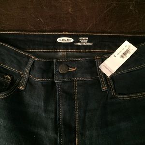 Old navy NWT High Rise Jeans. Dark Wash